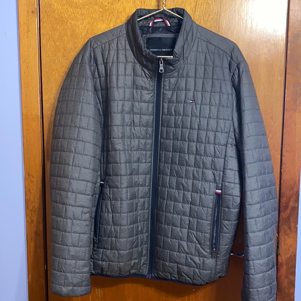 Men’s Tommy Hilfiger Grey Light Jacket XL